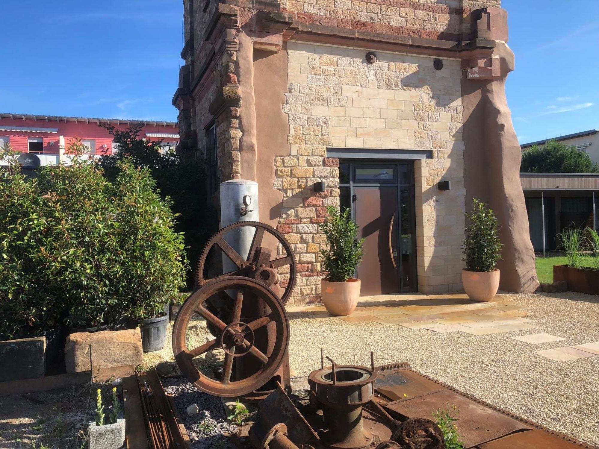 Barrierefreie Ferienwohnungen Am Wasserturm Landau - Suedpfalz Ландау ин дер Пфалц Екстериор снимка